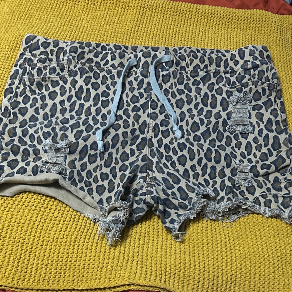 Plus Size Leopard Print Distressed Drawstring Jean Shorts 2X
